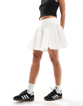 cotton flippy mini in white